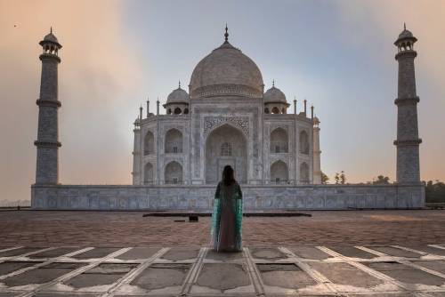 Same Day Agra Tour by Car from Delhi with All Inclusive